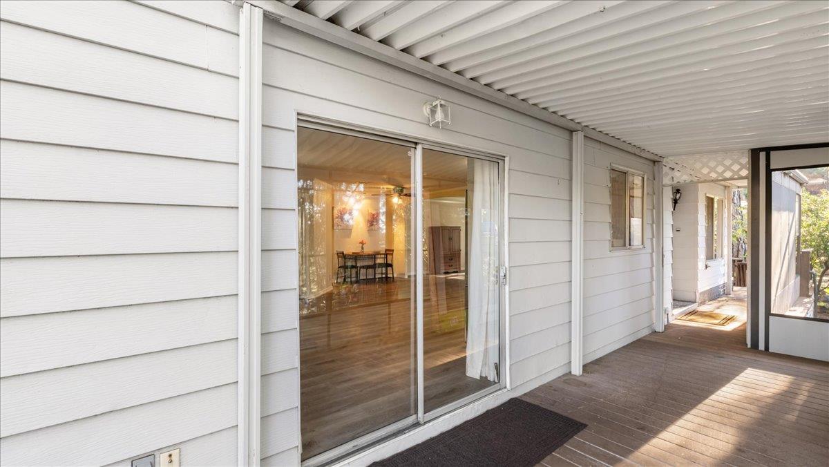 Applegate, California 95703, United States, 2 Bedrooms Bedrooms, ,2 BathroomsBathrooms,Residential,Active,253370