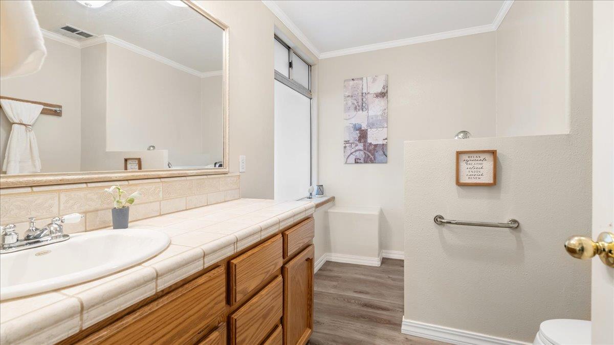 Applegate, California 95703, United States, 2 Bedrooms Bedrooms, ,2 BathroomsBathrooms,Residential,Active,253370