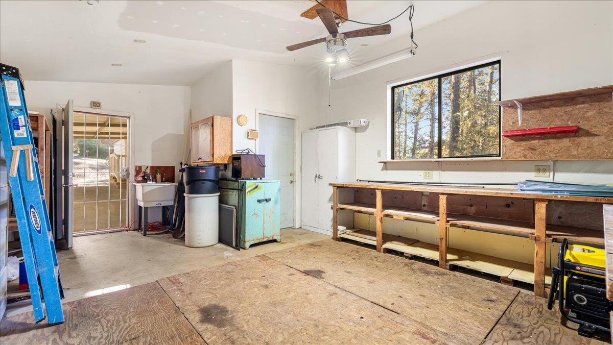 Applegate, California 95703, United States, 2 Bedrooms Bedrooms, ,2 BathroomsBathrooms,Residential,Active,253370