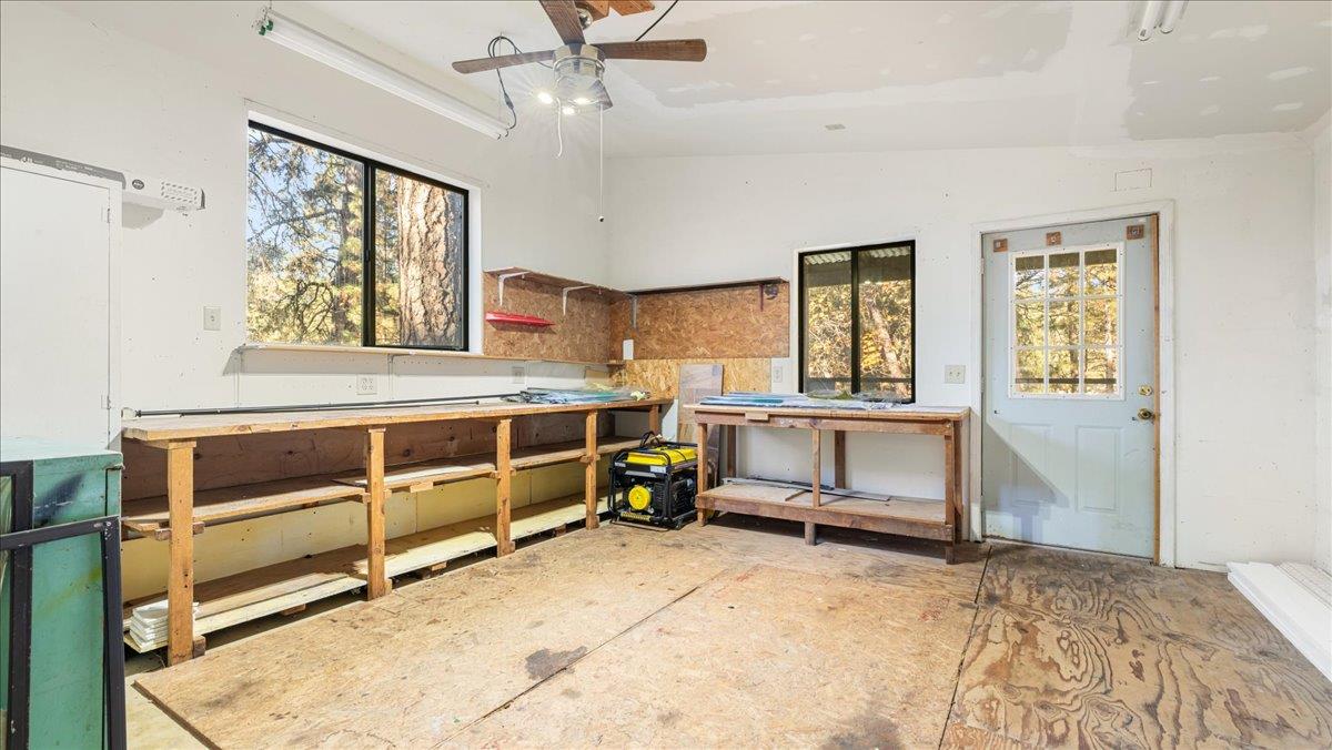 Applegate, California 95703, United States, 2 Bedrooms Bedrooms, ,2 BathroomsBathrooms,Residential,Active,253370