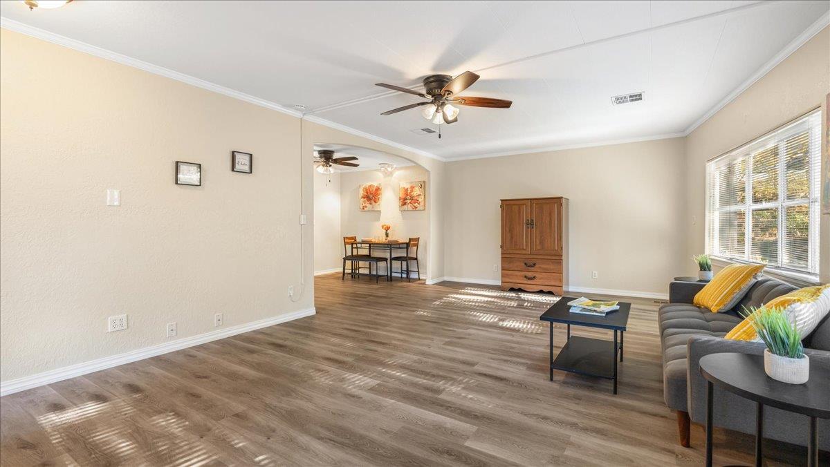 Applegate, California 95703, United States, 2 Bedrooms Bedrooms, ,2 BathroomsBathrooms,Residential,Active,253370