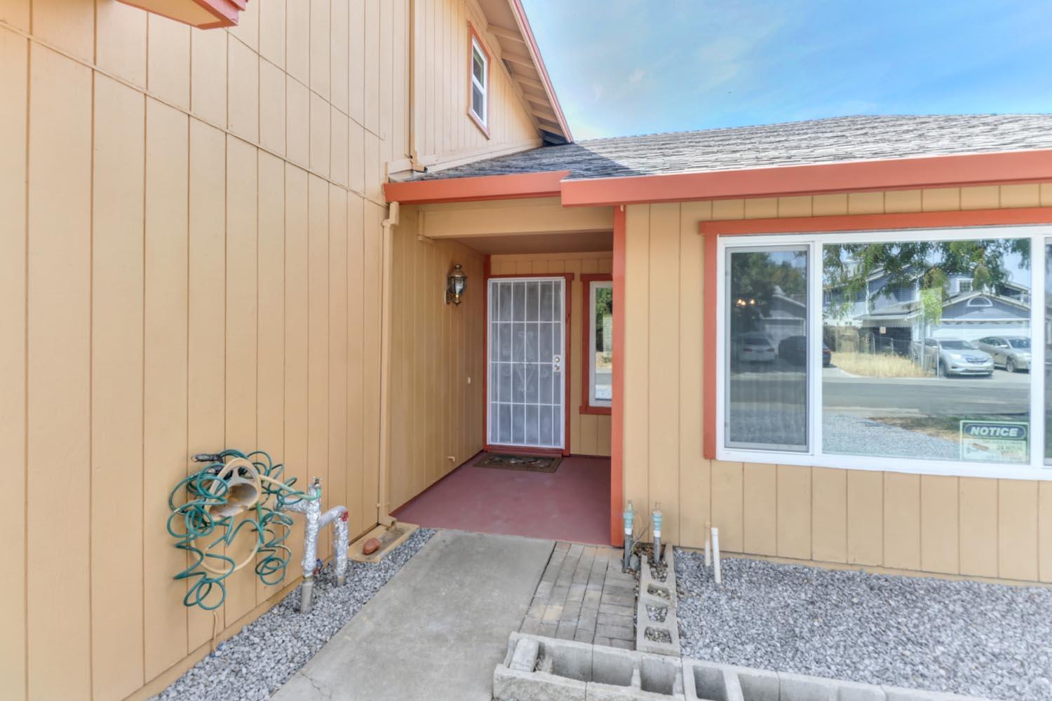5957 Sawyer Circle