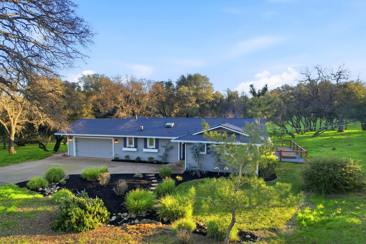 1900 Deer Valley Road