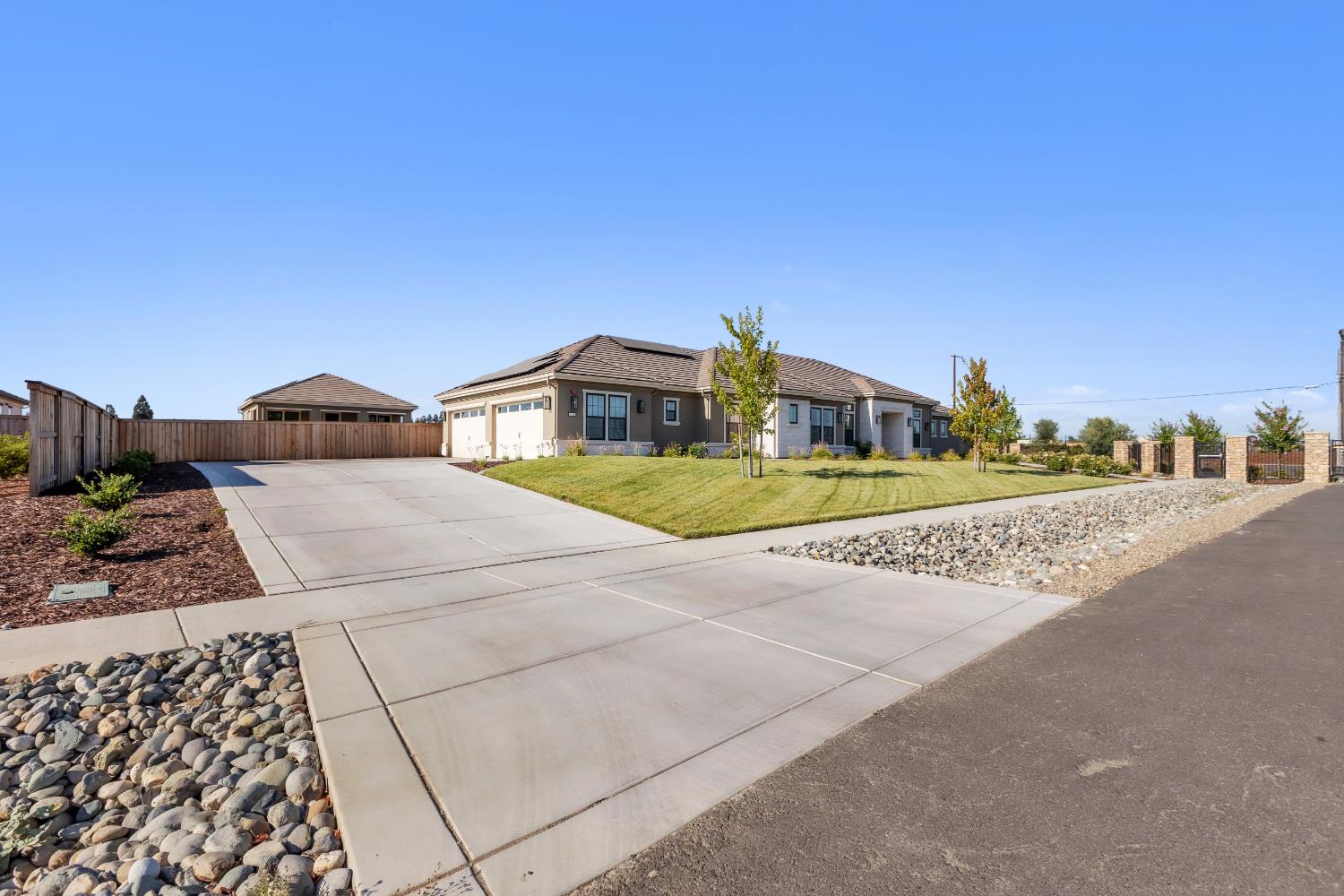 3100 Saffron Lane
