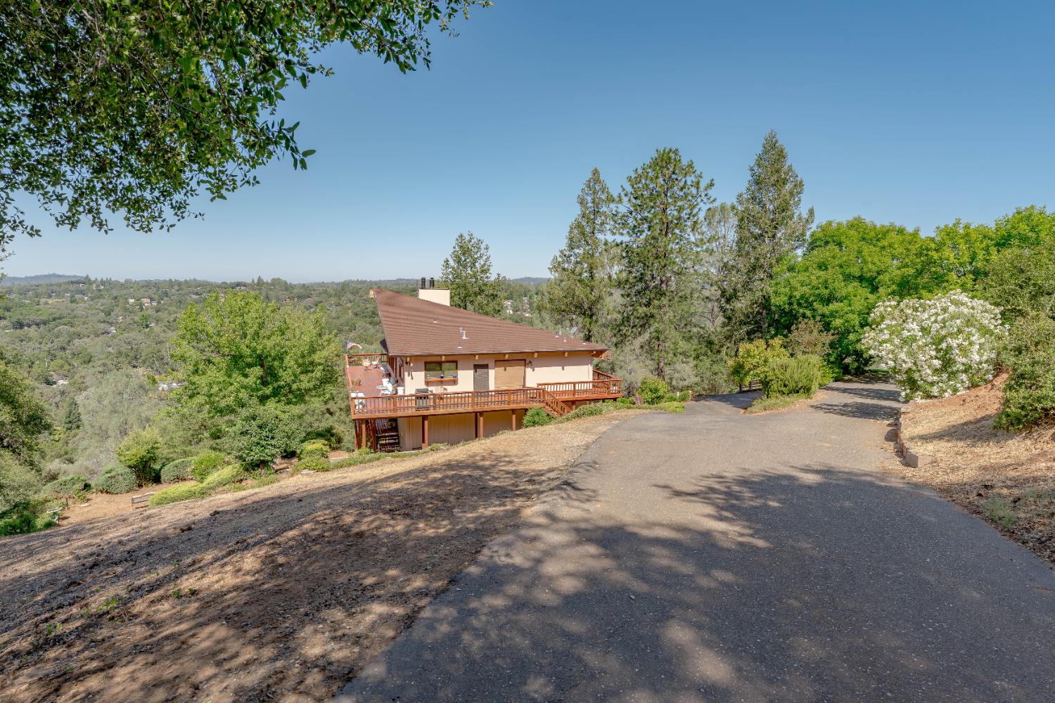 23324 Wayfarer Court