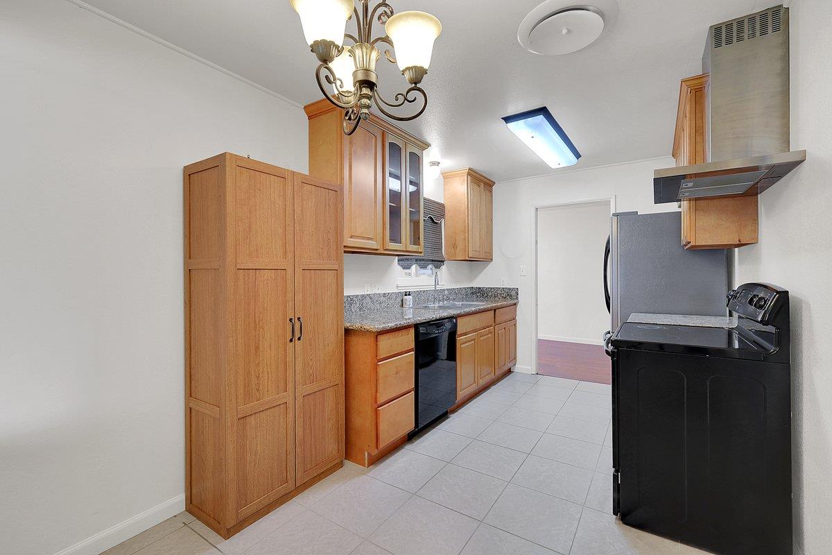 Marysville, California 95901, United States, 3 Bedrooms Bedrooms, ,2 BathroomsBathrooms,Residential,Active,248212