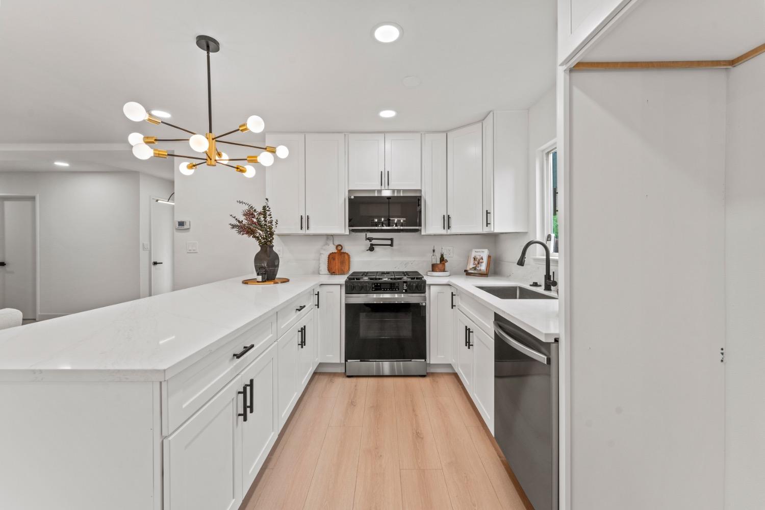 5433 Calistoga Way