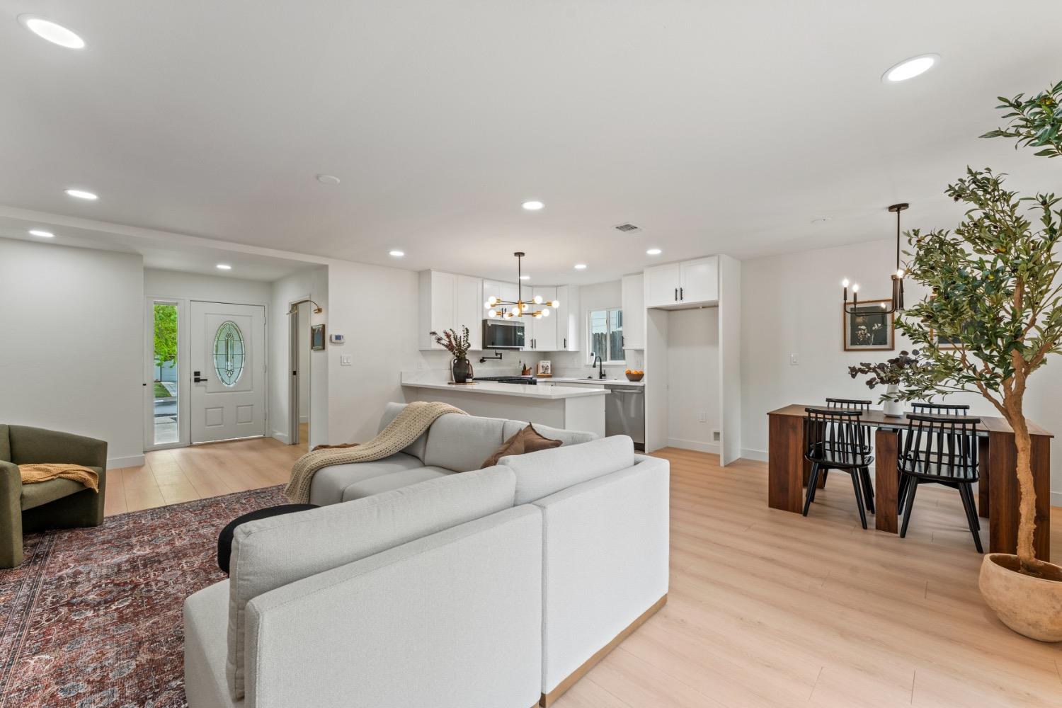5433 Calistoga Way