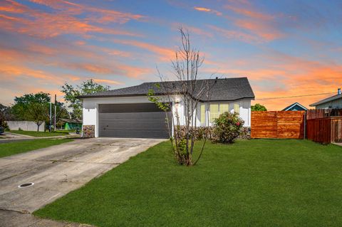 5 Briar Creek Court, Sacramento, CA 95838 - MLS#: 225065620