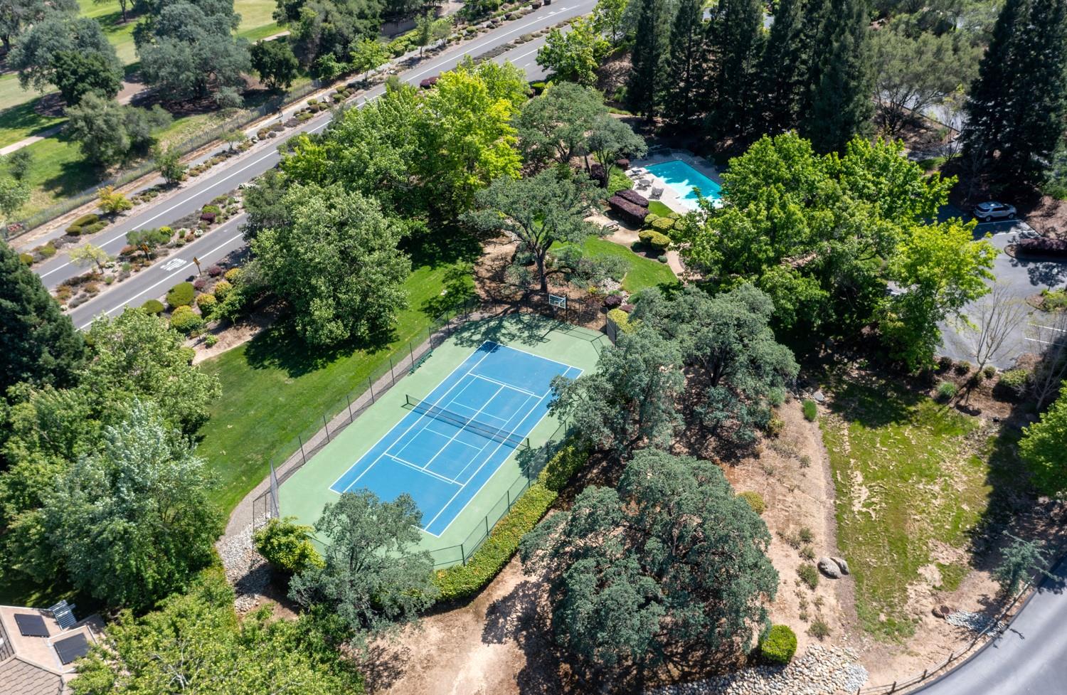 5512 Riviera