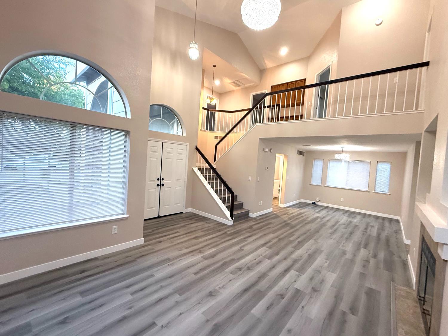 4008 Tawny Meadow Way