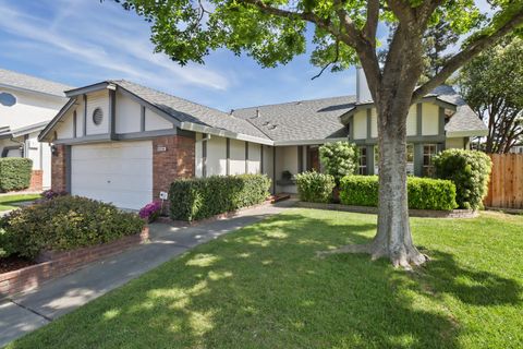8200 Montville Court Antelope CA 95843