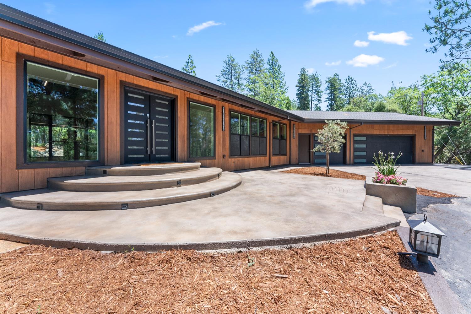 3248 Wilderness Court