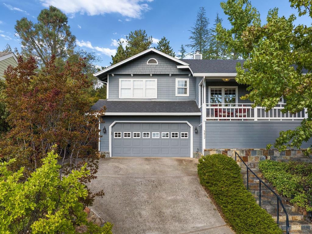 3412 Santos Circle