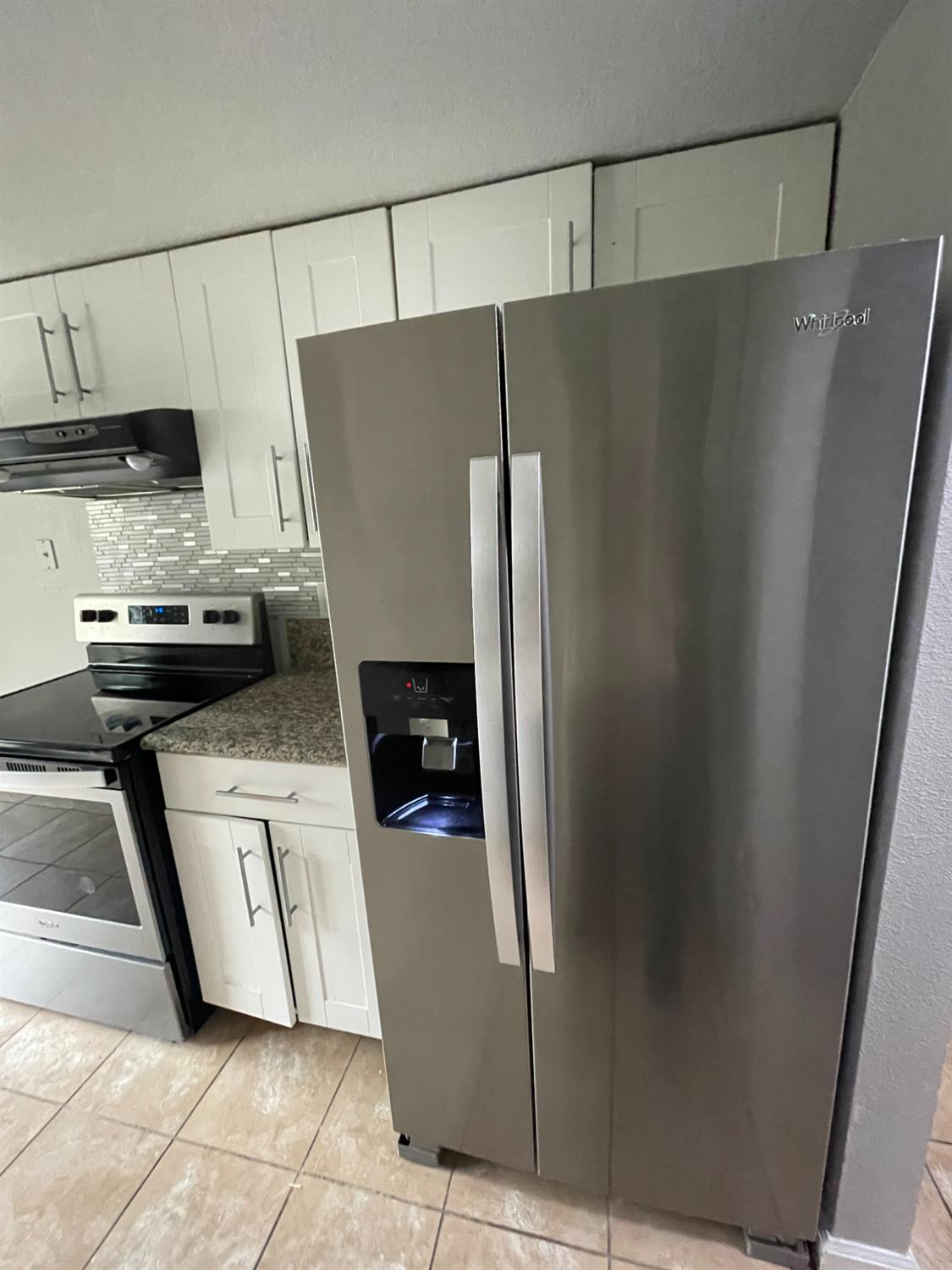 8224 Center Parkway 30