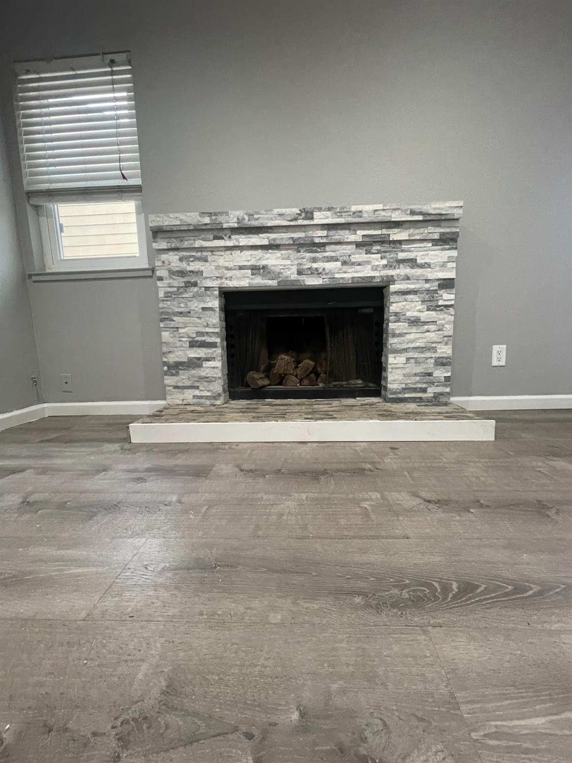 8224 Center Parkway 30