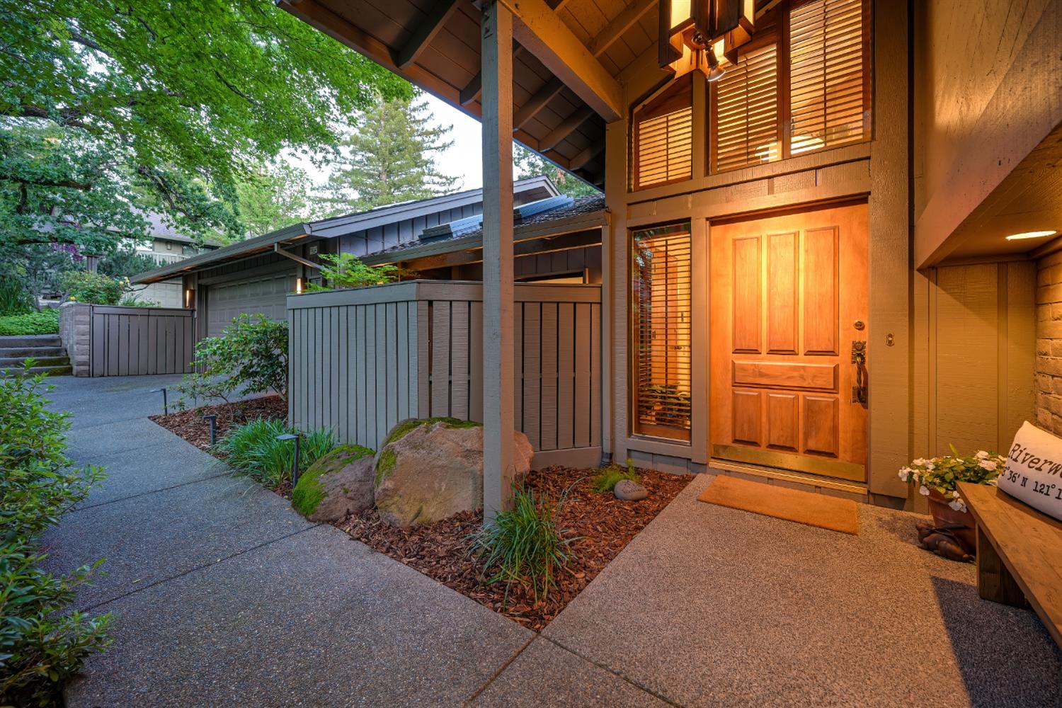 18 Covered Bridge Road