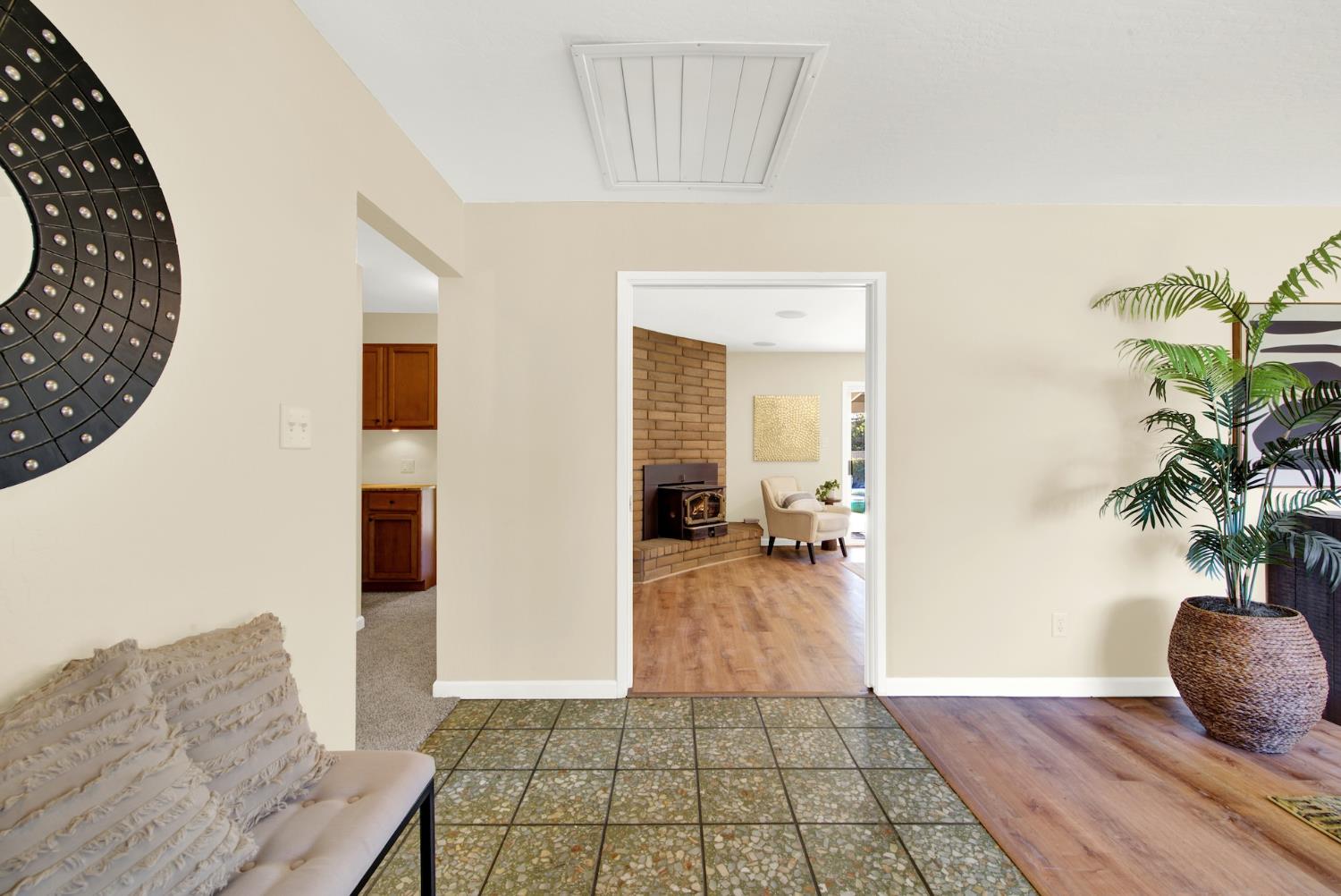 19858 Hillcrest Drive