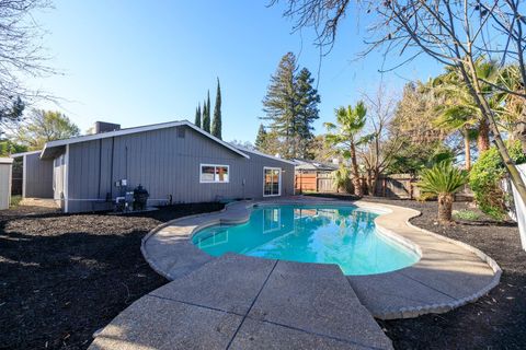 1213 Royal Oaks Drive, Stockton, CA 95209 - MLS#: 225010257