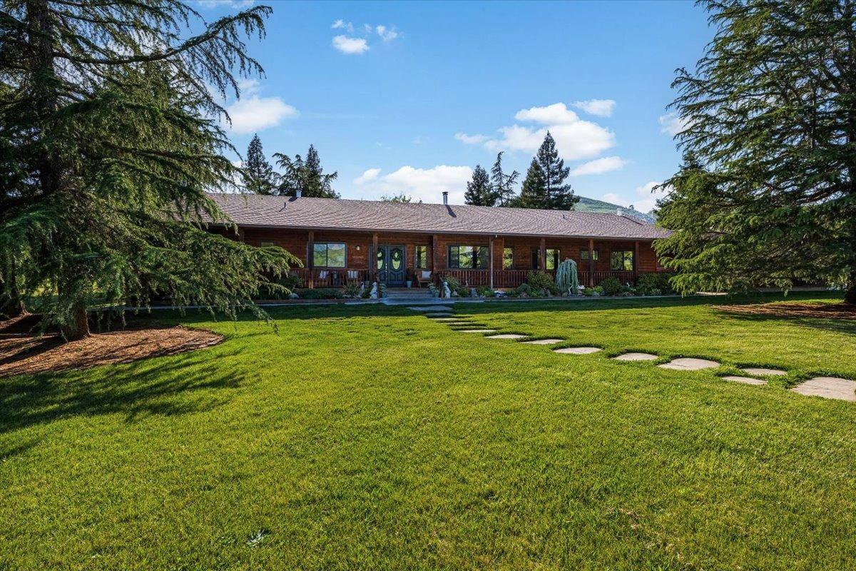 5454 Highway 16