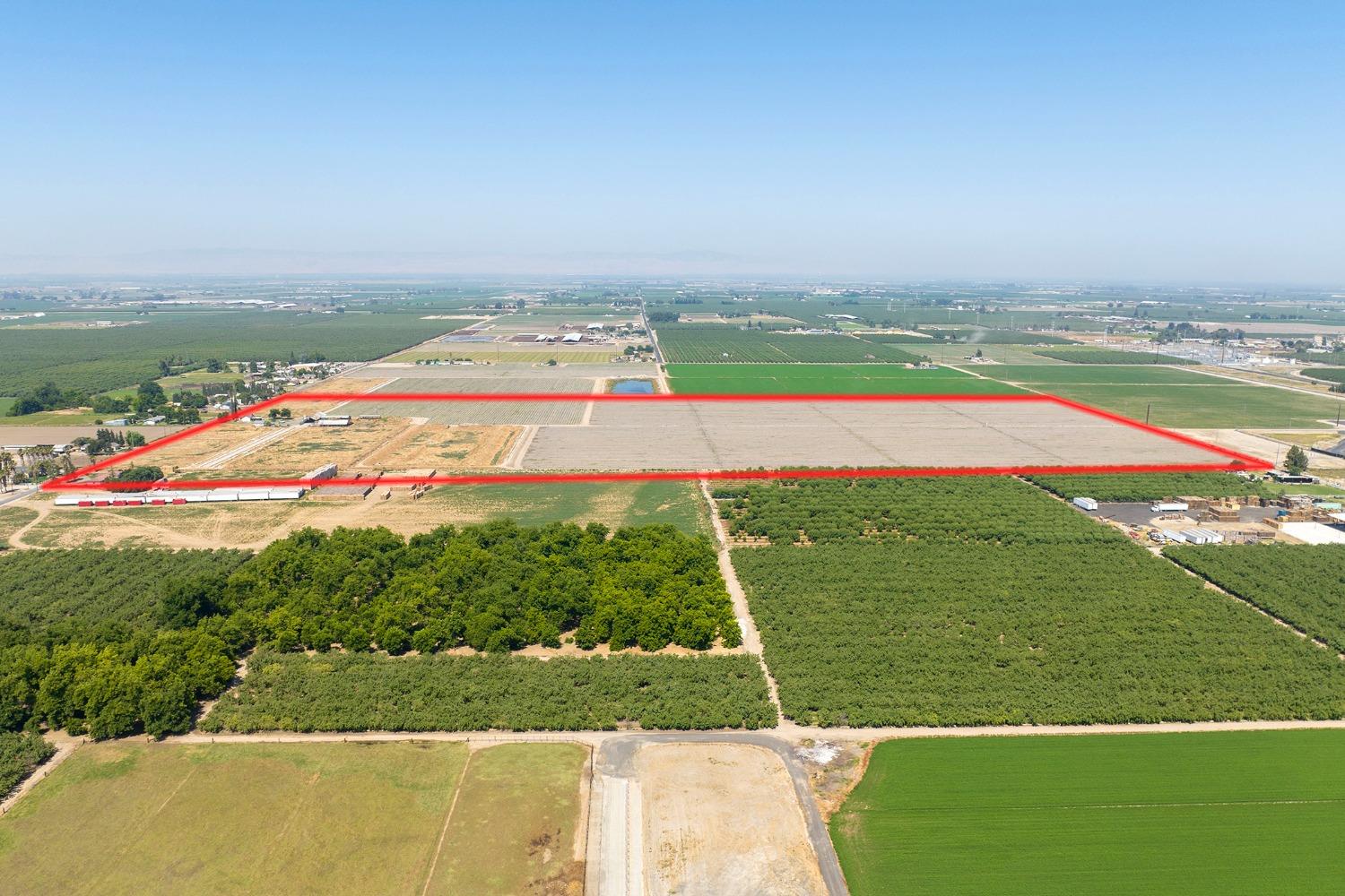 4001 W Linwood Avenue