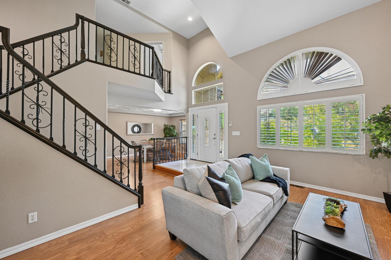 704 Quail Hill Court