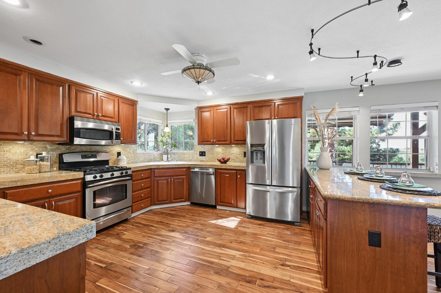 704 Quail Hill Court