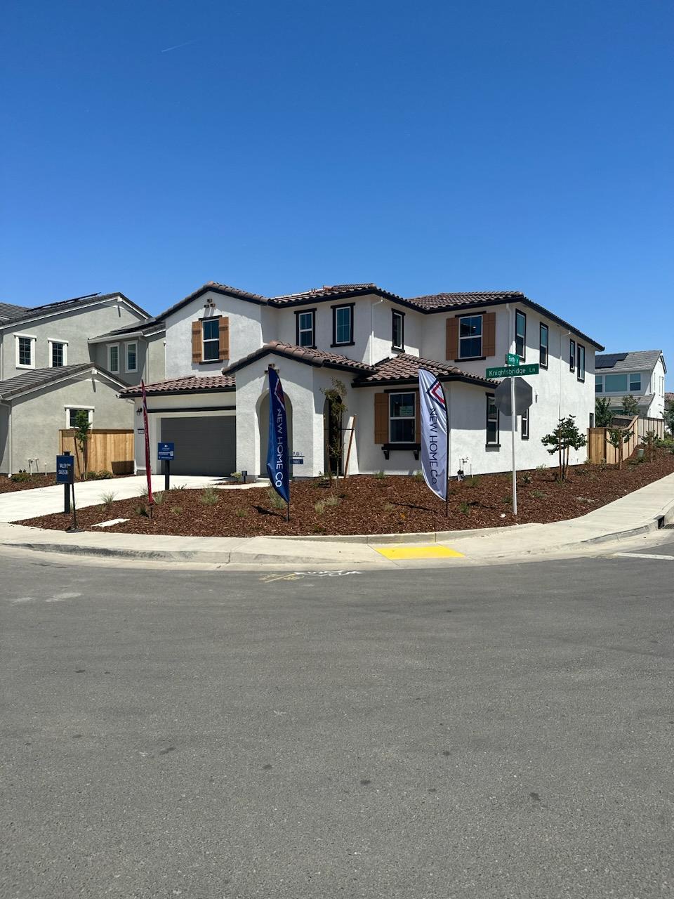 2896 Knightsbridge Lane