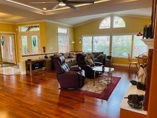 552 Bean Creek Road 94