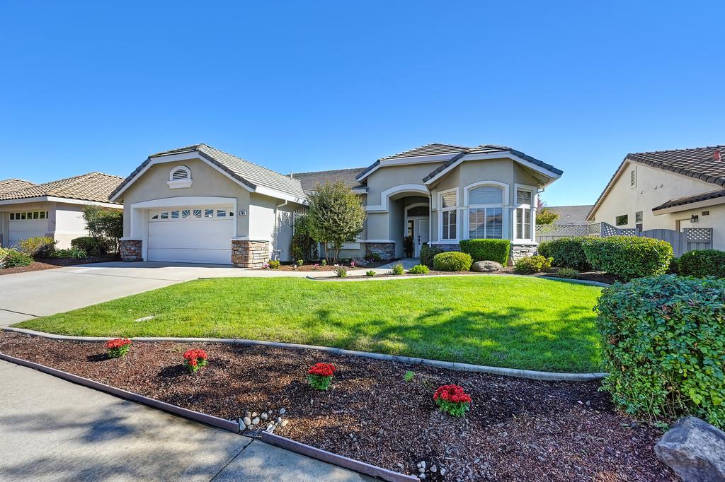 5748 Sandlewood Way