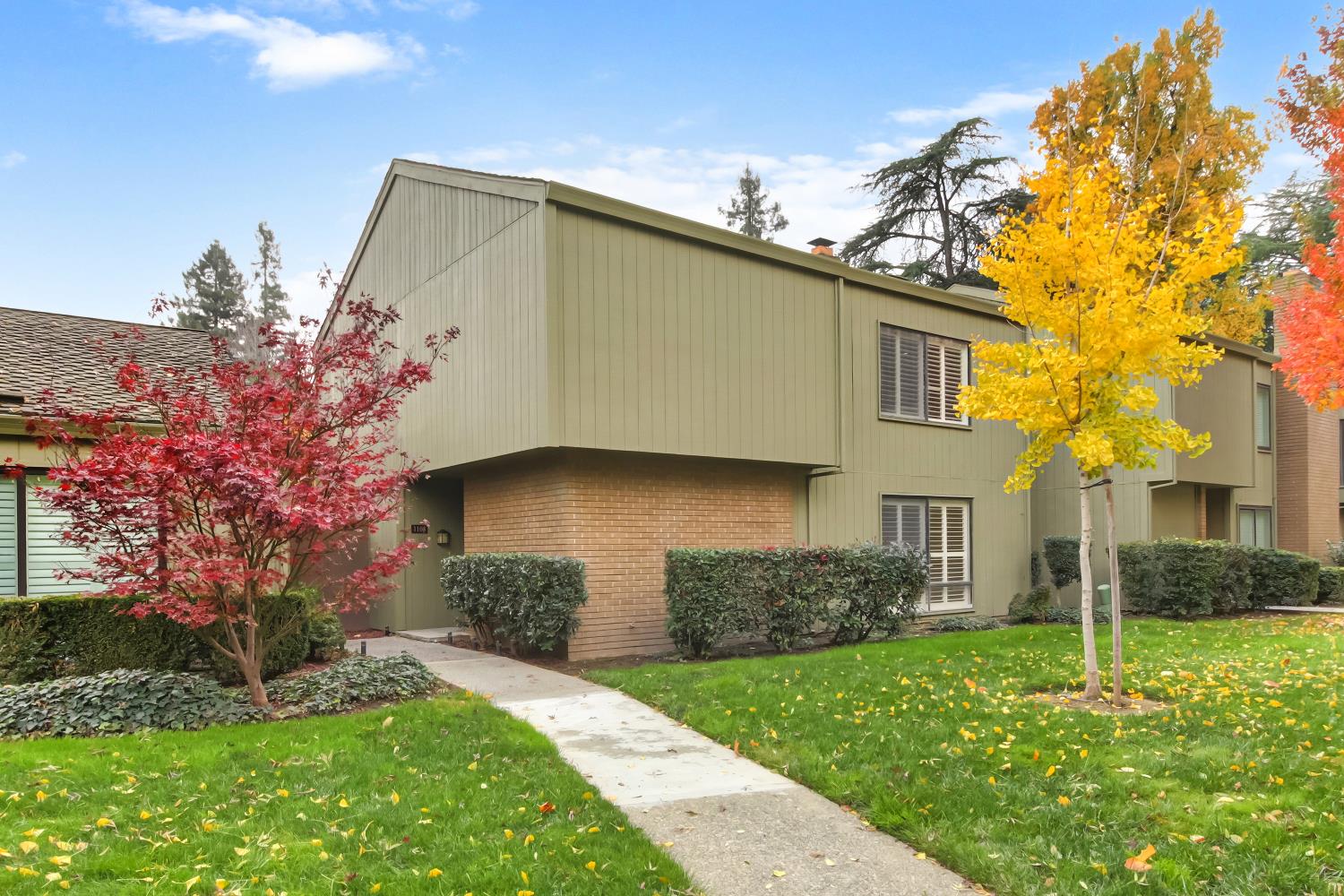 1108 Dunbarton Circle