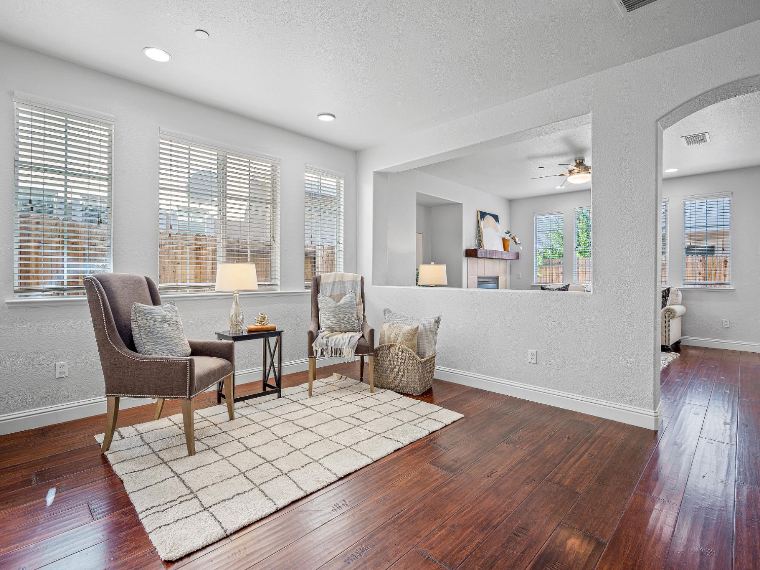 1703 Ferry Circle