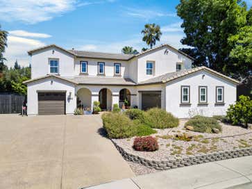 8445 Greentrails Way Elk Grove CA 95624