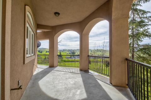 MLS: 225024329