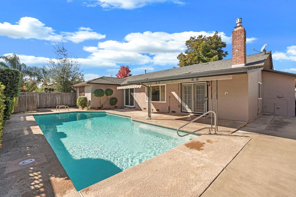 Photo of 1106 Stafford Street, Lodi, CA 95242 (MLS # 225134079)