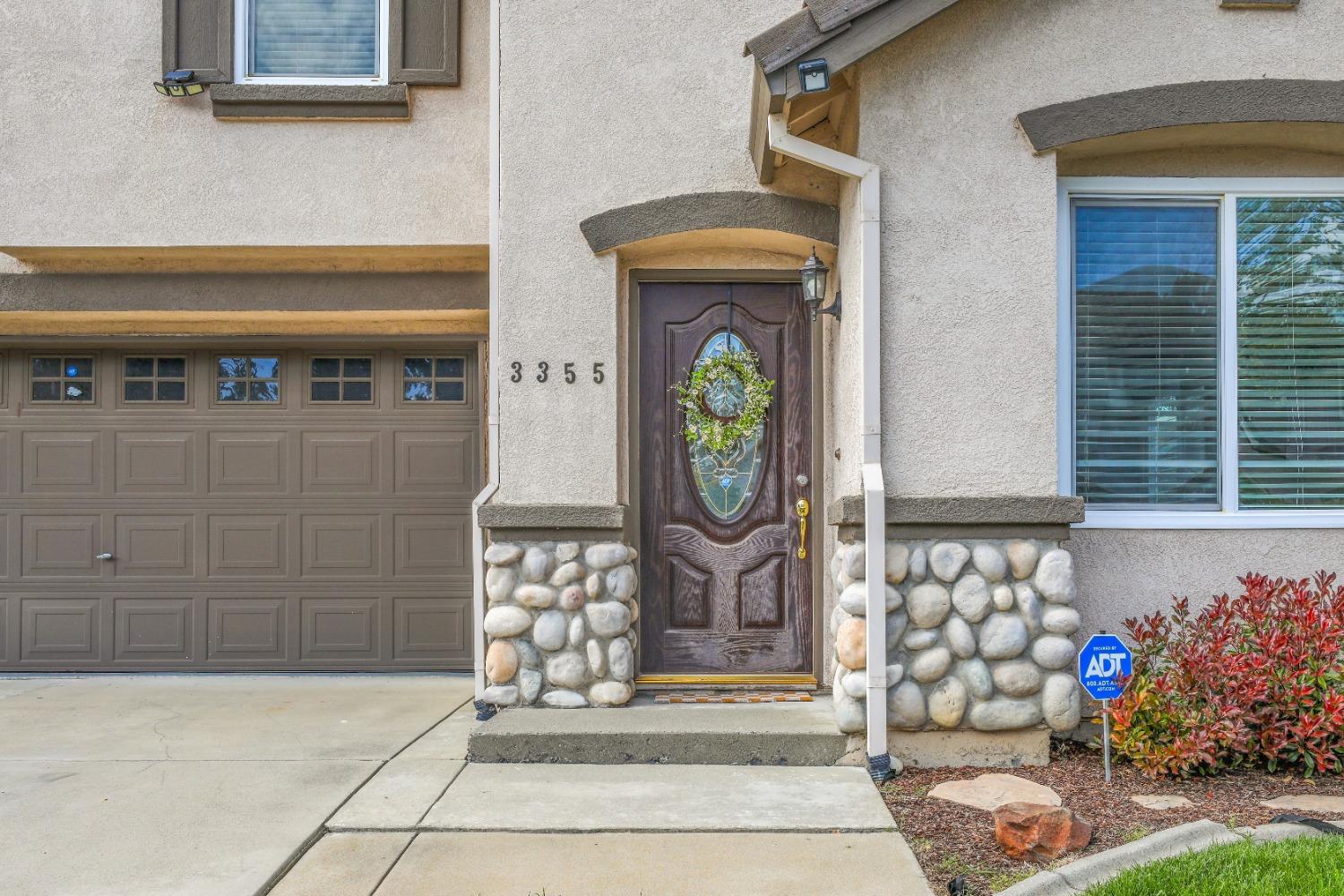 3355 Calla Lily Way