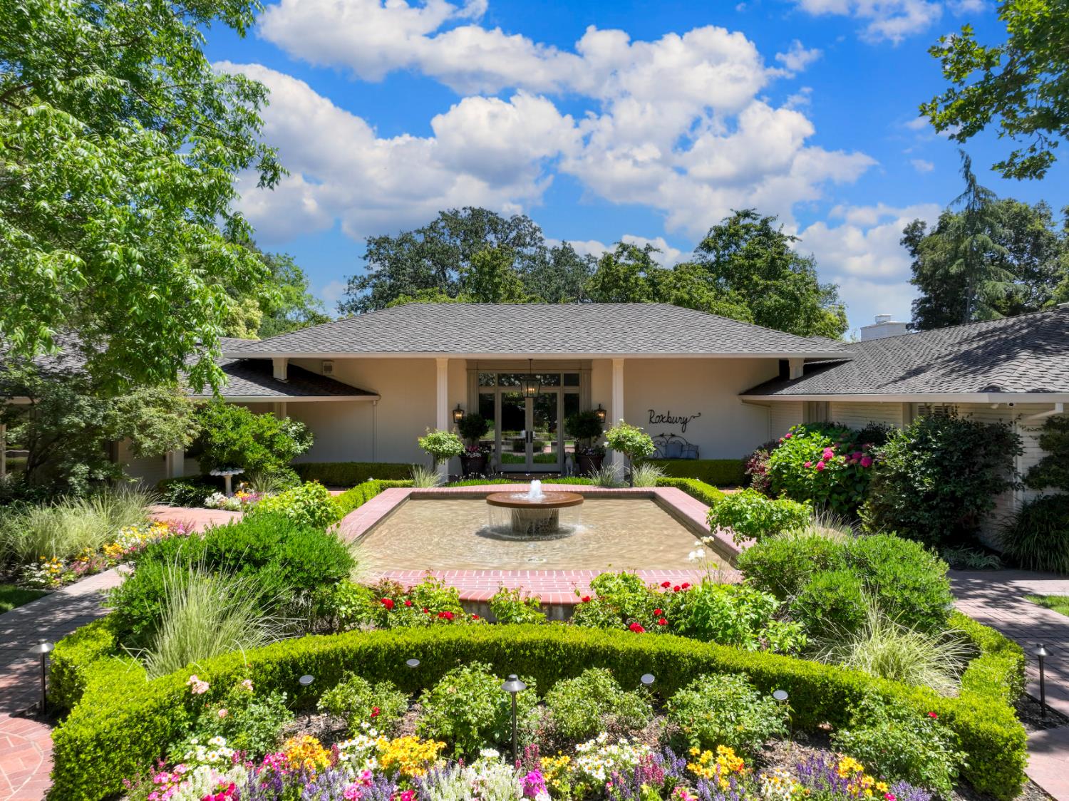 5310 Roxbury Court