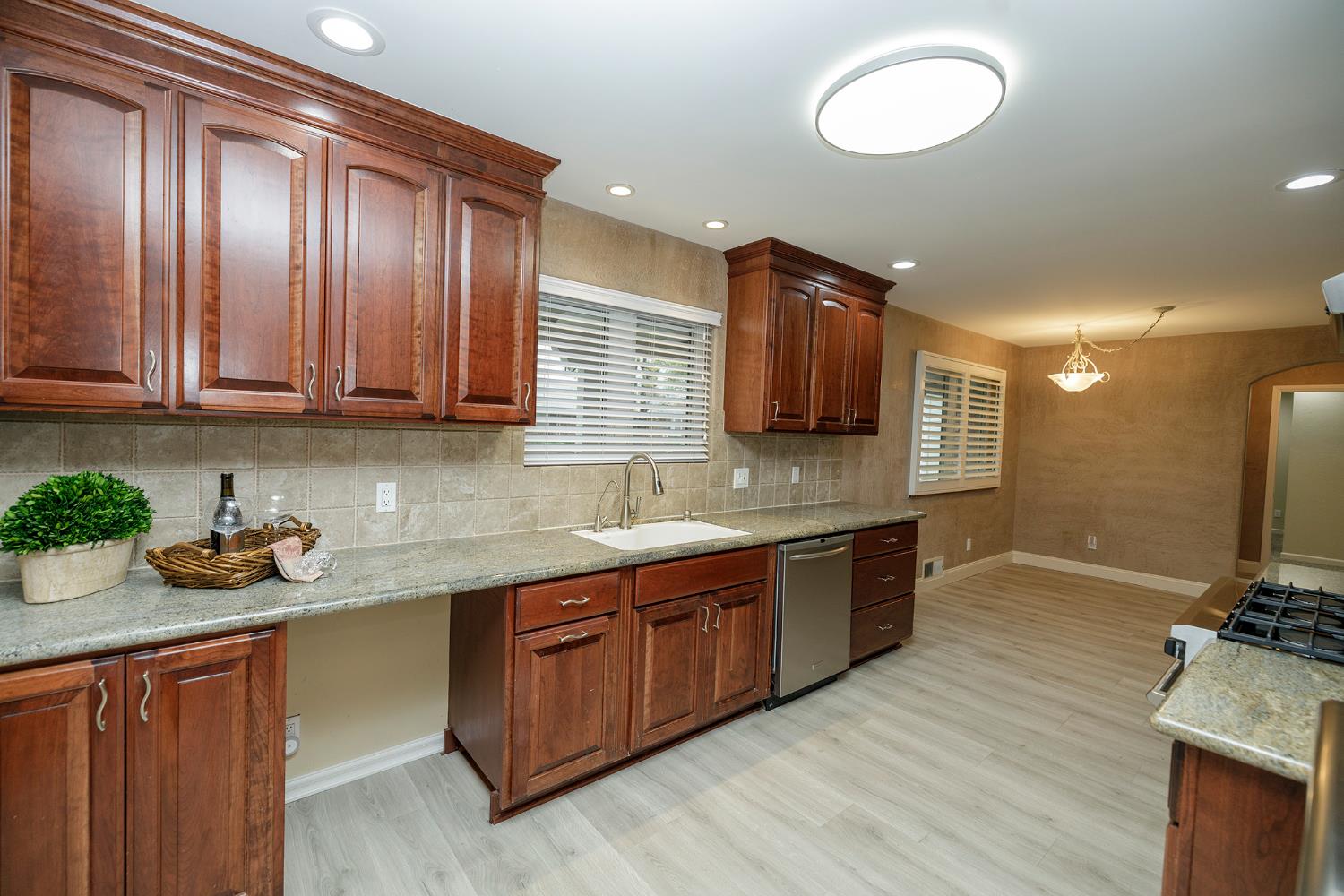 2410 Sherwood Avenue