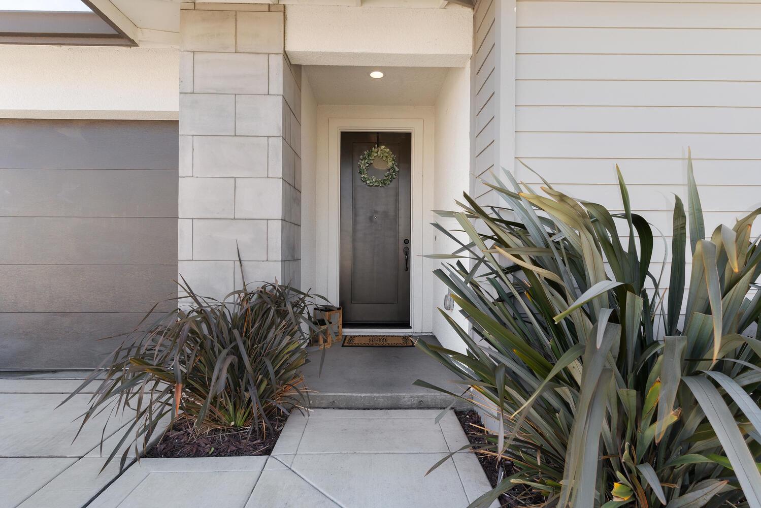 3026 Mulholland Drive