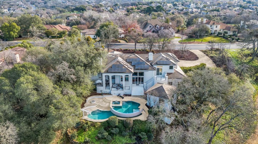 Photo of 4182 Greenview Drive, El Dorado Hills, CA 95762 (MLS # 226010457)