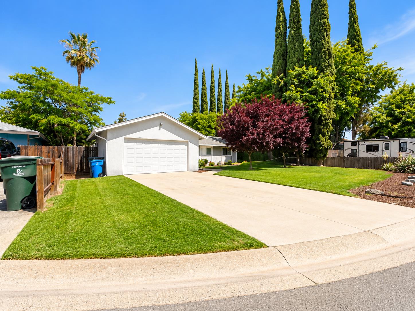 1543 John Place