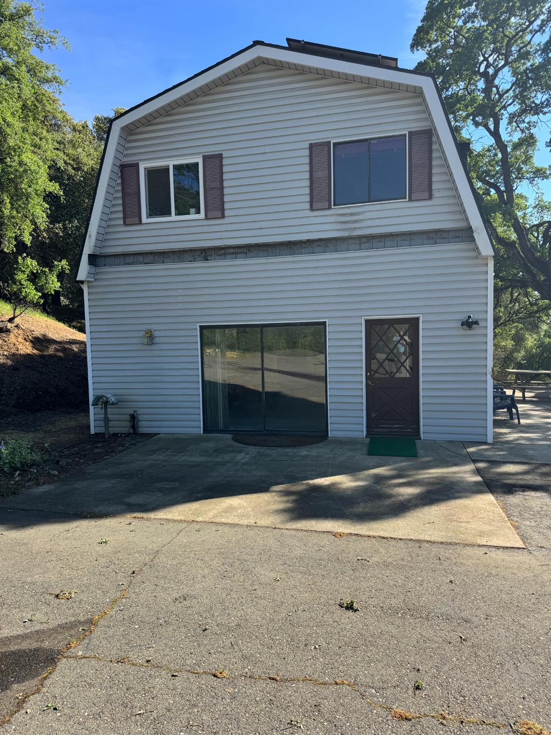 670 Stone House Road