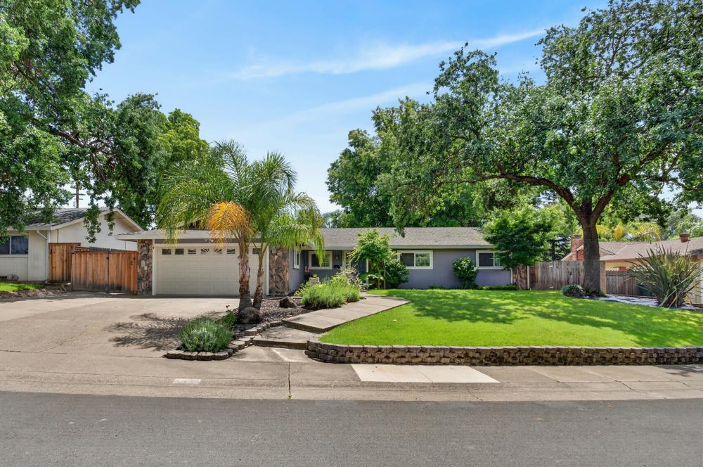 8882 Evening Star Court