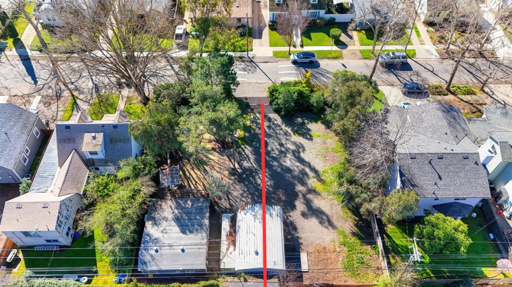 Photo of 5327 22nd Avenue, Sacramento, CA 95820 (MLS # 226021014)