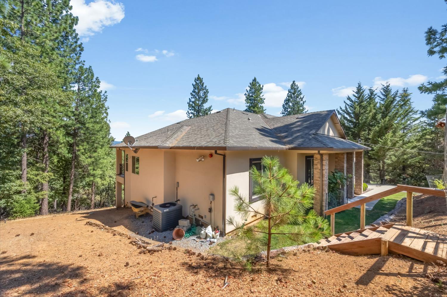 6225 Green Ridge Drive