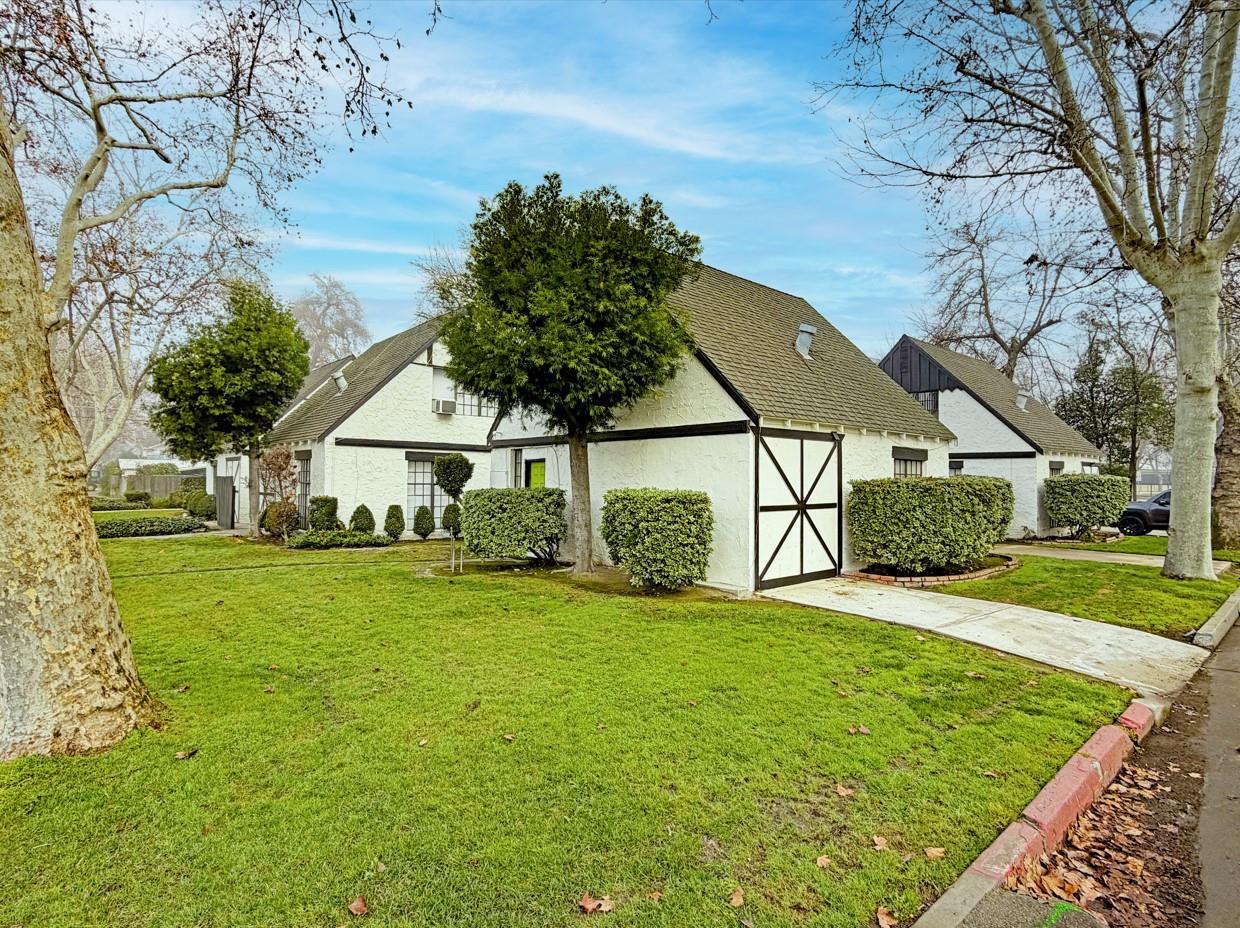 607 E Marshall Street