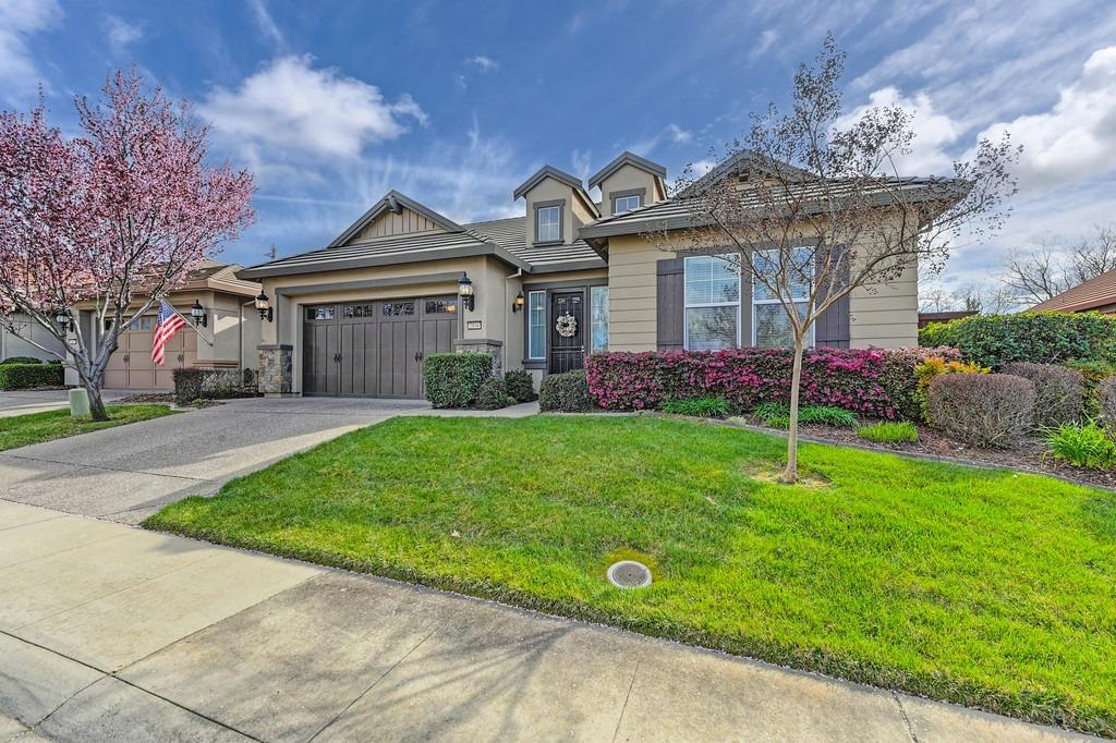 2104 Benton Loop