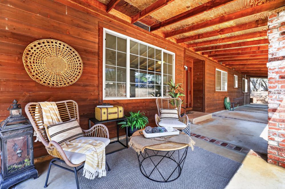 2648 Golden Fawn Trail