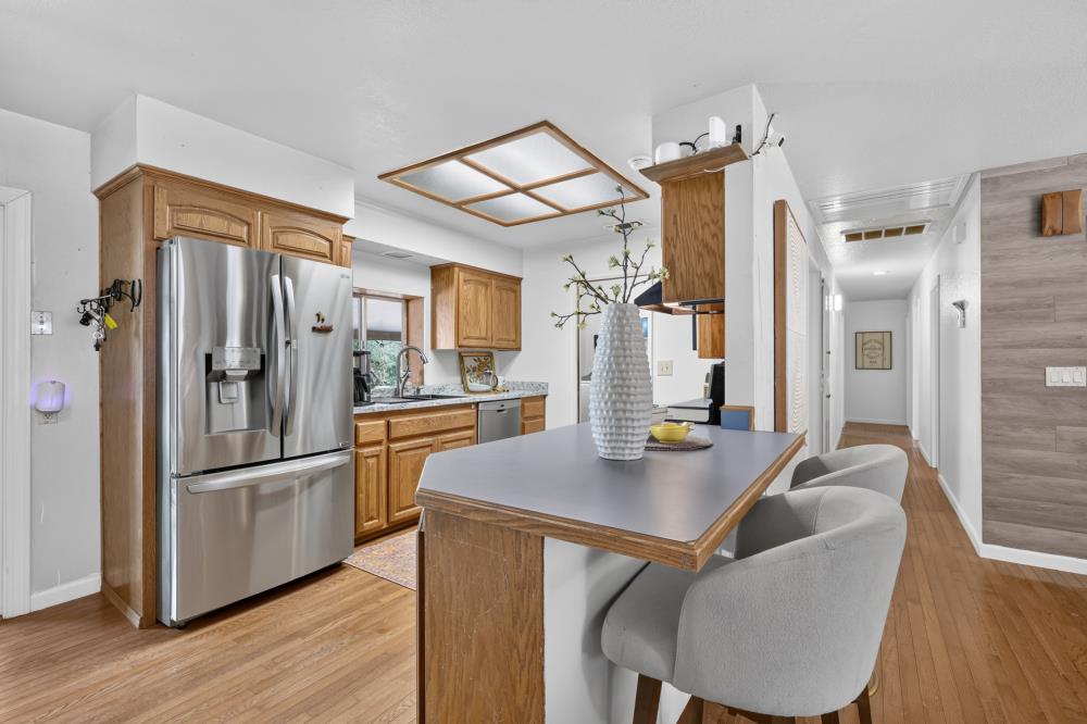 2648 Golden Fawn Trail