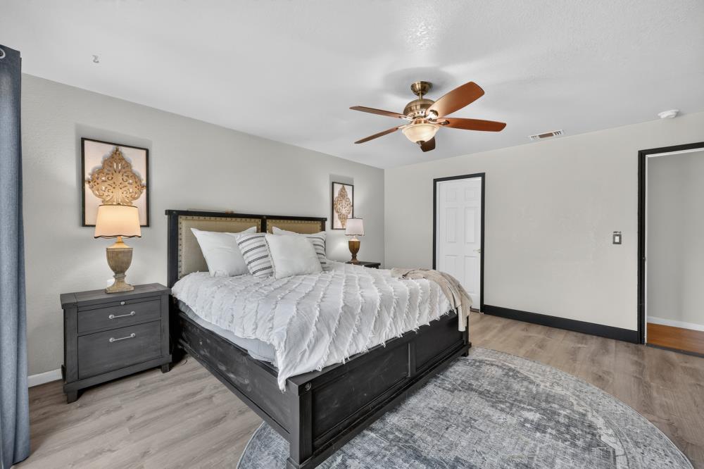 2648 Golden Fawn Trail